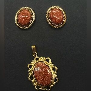 Goldstone Pendant & Matching Earrings Vintage Art Deco Filagree Style Glistening